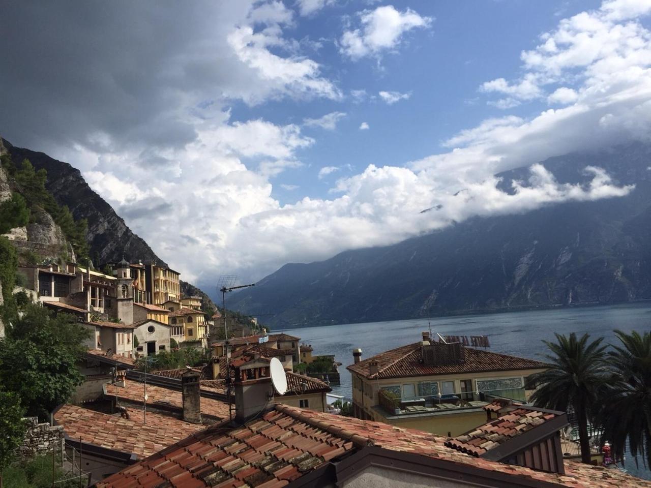 Albergo Ristorante Montebaldo Limone sul Garda Room photo