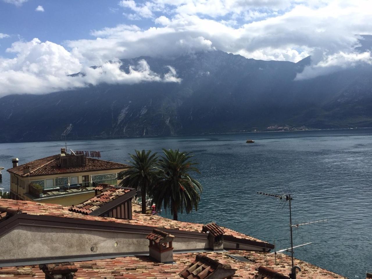 Albergo Ristorante Montebaldo Limone sul Garda Room photo